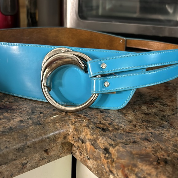 Practically Flawless 80’s Emmanuel Turquoise leather-like Belt - Picture 3 of 7
